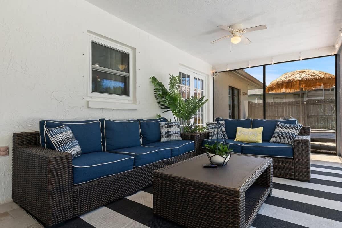 Heated Pool, Pet Friendly,Dunedin Beach Gem パームハーバー エクステリア 写真